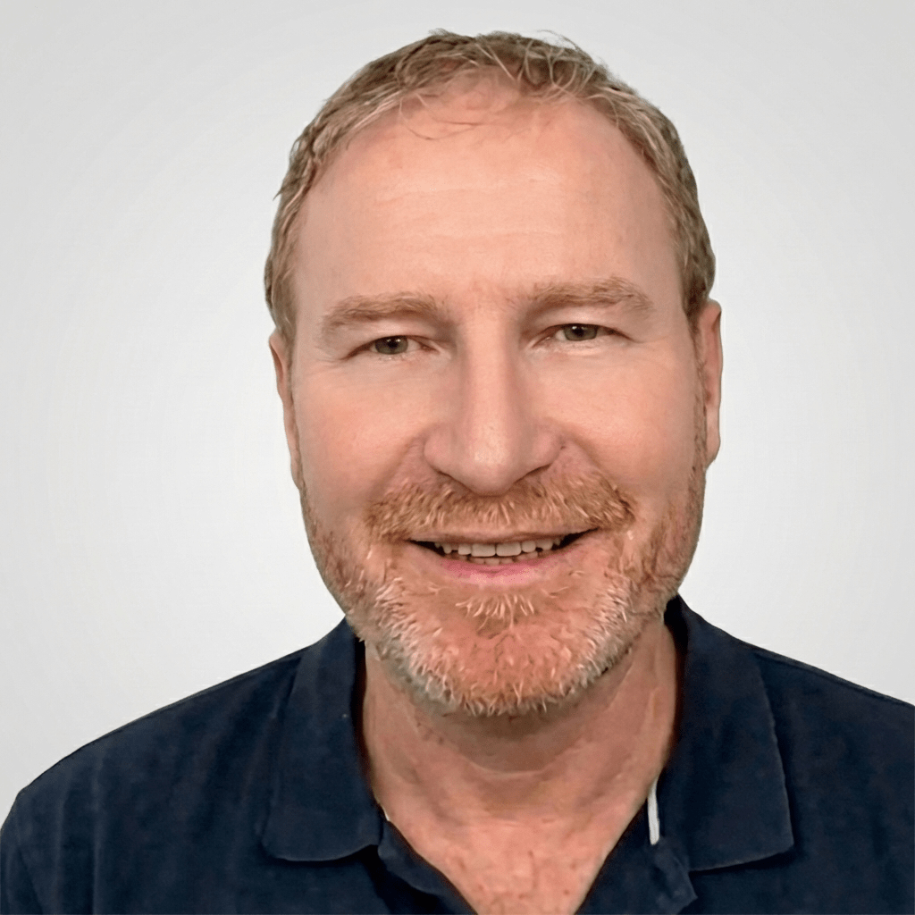 Brett Elliott - Medical Herbalist